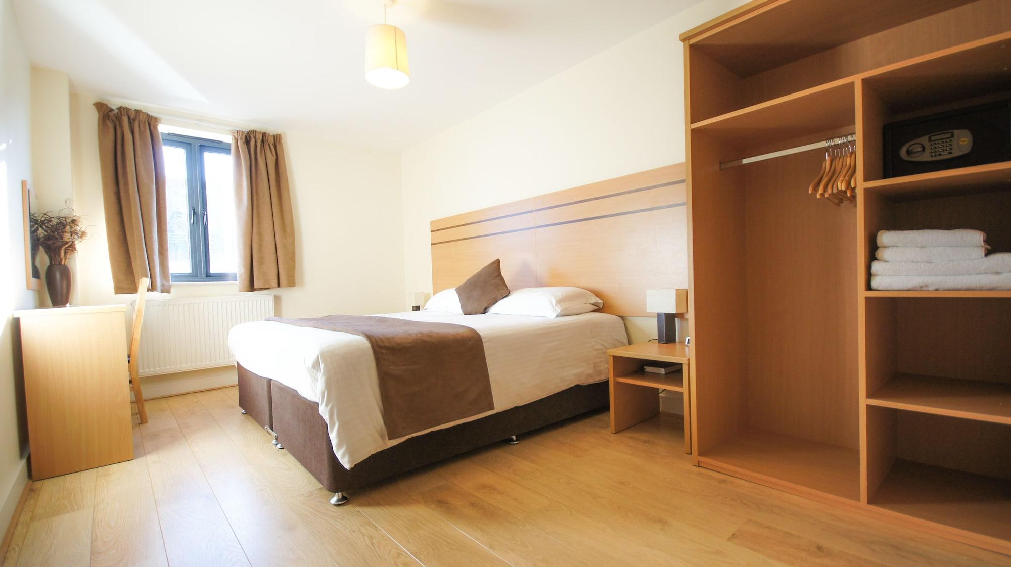 Crompton Court Apartments London Eksteriør bilde