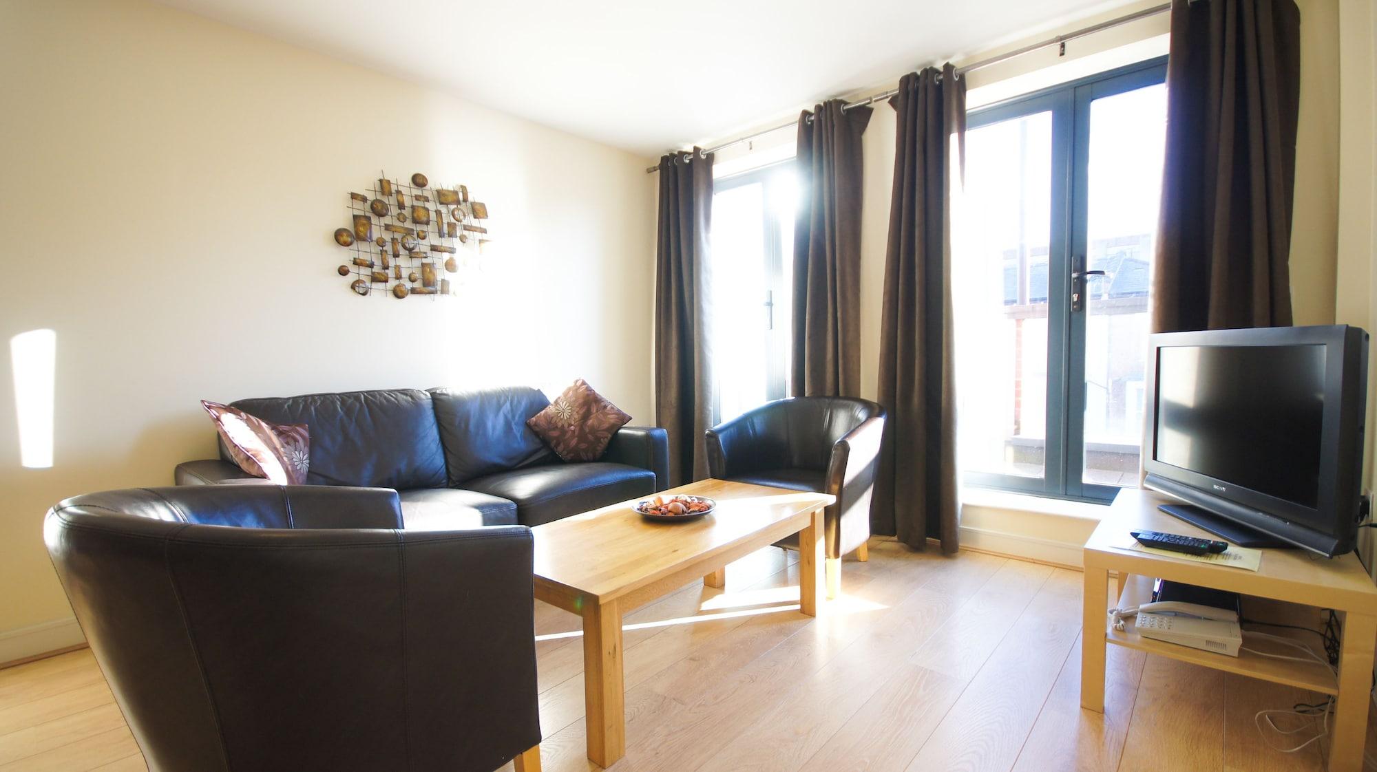 Crompton Court Apartments London Eksteriør bilde