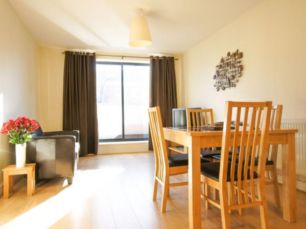 Crompton Court Apartments London Eksteriør bilde