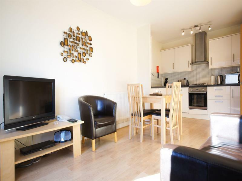 Crompton Court Apartments London Eksteriør bilde