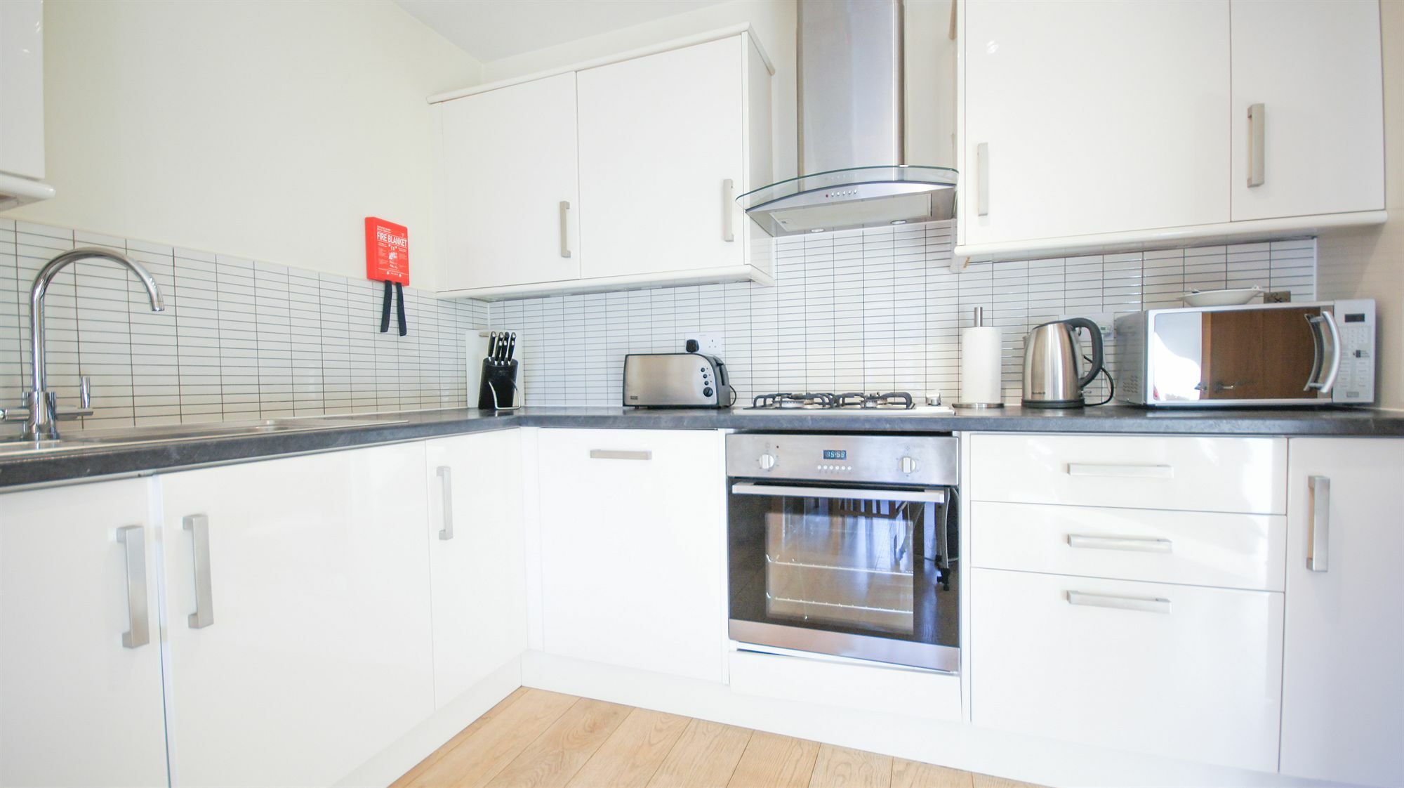 Crompton Court Apartments London Eksteriør bilde
