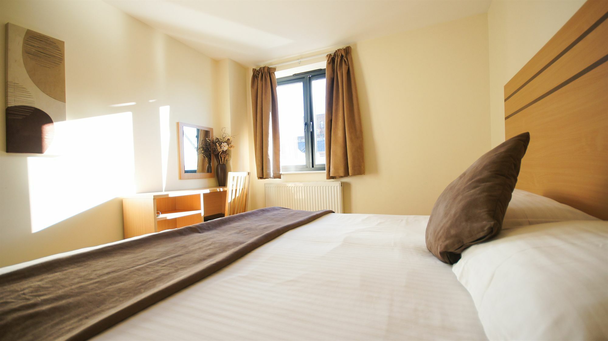 Crompton Court Apartments London Eksteriør bilde